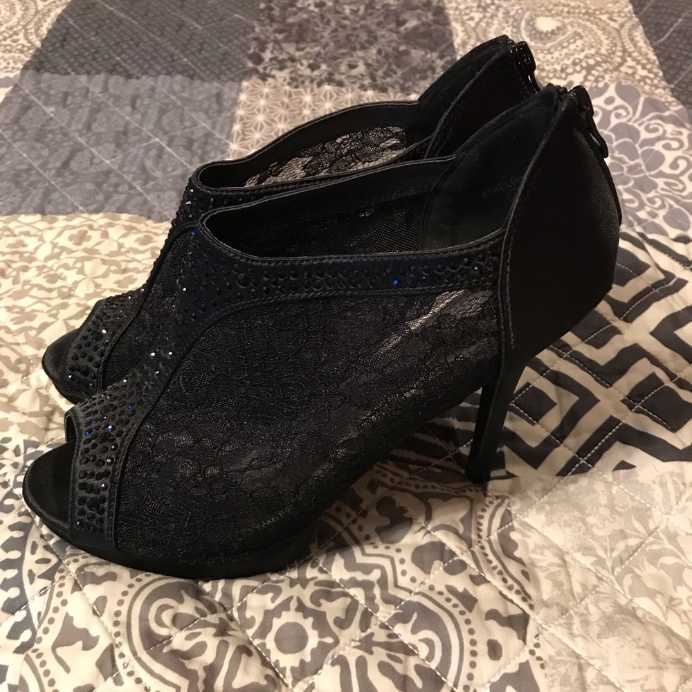 Black stiletto peep toe heels - Michaelangelo 11W